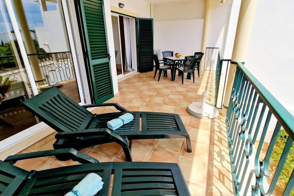 Jasmine Apartment Next To Meia Praia Beach 拉哥斯 外观 照片
