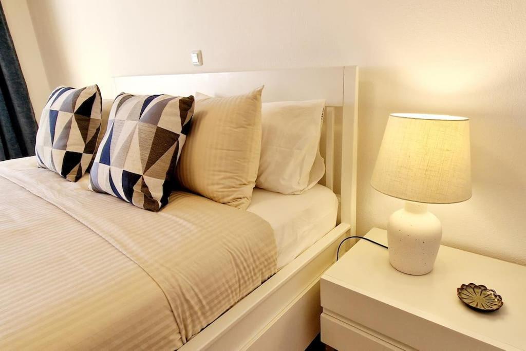 Jasmine Apartment Next To Meia Praia Beach 拉哥斯 外观 照片
